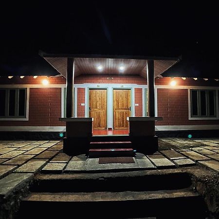 Mahout Resort Wayanad - An Experiential Jungle Stay With Waterfall Kalpetta Luaran gambar