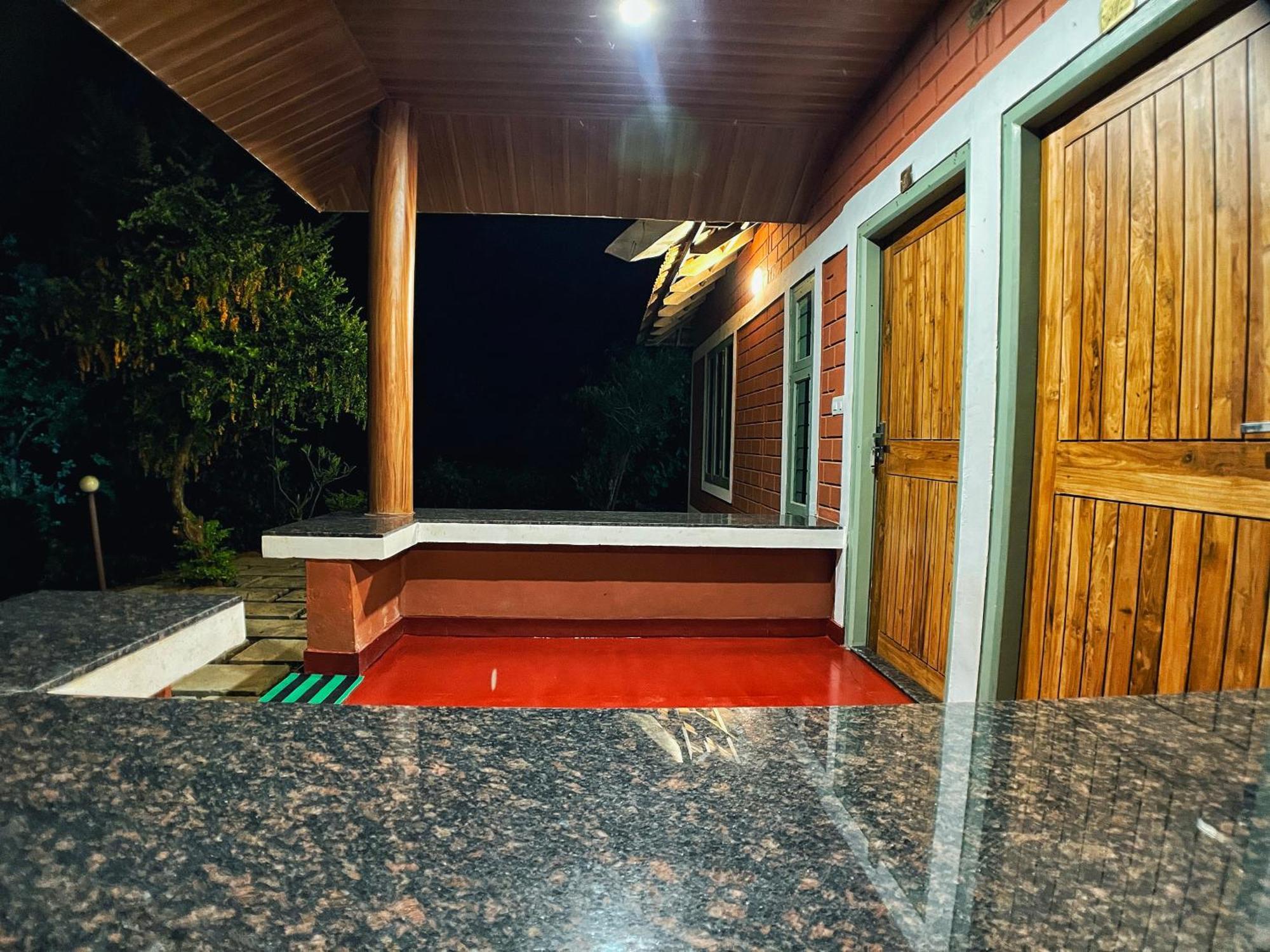 Mahout Resort Wayanad - An Experiential Jungle Stay With Waterfall Kalpetta Luaran gambar