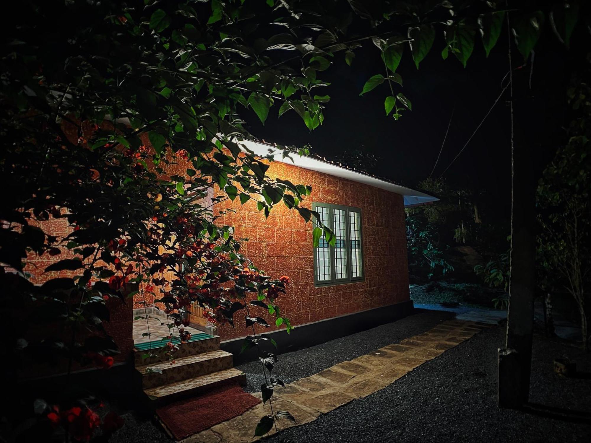Mahout Resort Wayanad - An Experiential Jungle Stay With Waterfall Kalpetta Luaran gambar